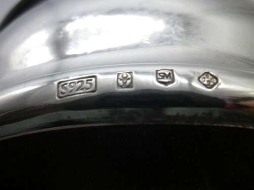 HALLMARKED STERLING SILVER WINE BOTTLE COASTER!! SOUTH AFRICA!!  176gr 10.5x5cm