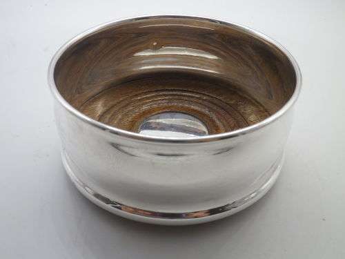 HALLMARKED STERLING SILVER WINE BOTTLE COASTER!! SOUTH AFRICA!!  176gr 10.5x5cm