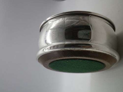 HALLMARKED STERLING SILVER WINE BOTTLE COASTER!! SOUTH AFRICA!!  176gr 10.5x5cm