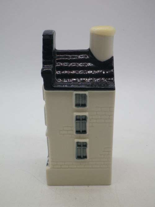 FOR CHRISV62 ONLY PLEASE. BOLS KLM Miniature Blue Delft`s Porcelain House #.78