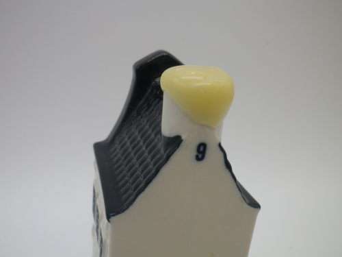 BOLS KLM Miniature Blue Delft`s Porcelain House #.9 Sealed. Excellent Condition