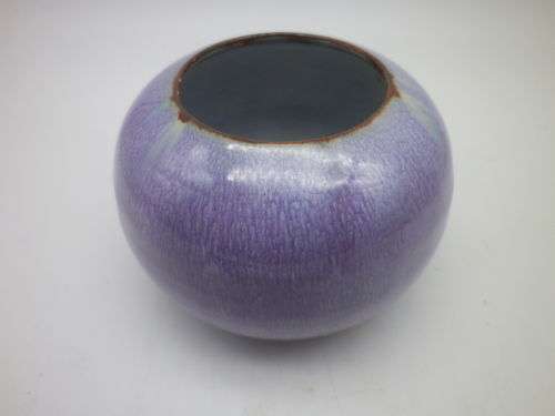 LINNWARE LILAC PUPLE Round Vase South African Pottery.RARE!! 7 x 10cm
