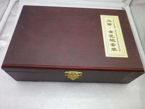 Handsome pair Chinese crackle glaze porcelain rice bowls with carved ebony chopsticks & stand.