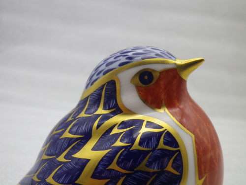 Royal Crown Derby Paperweight. Robin Gold stopper