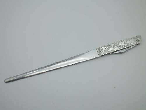 Sterling Silver Vintage knife & letter opener combo. Lovely chased detail. 17cm