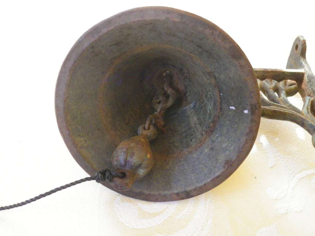 FOR FANGSA ONLY PLEASE!! Antique Cast Iron Shop Bell with Beagle Decoration