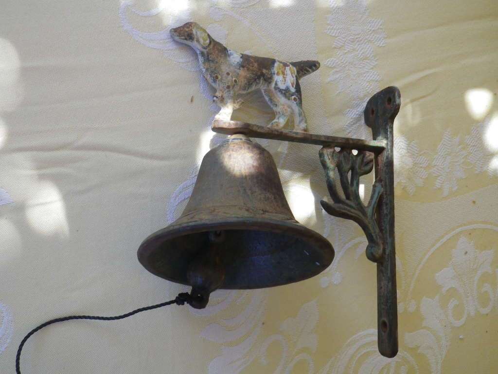FOR FANGSA ONLY PLEASE!! Antique Cast Iron Shop Bell with Beagle Decoration