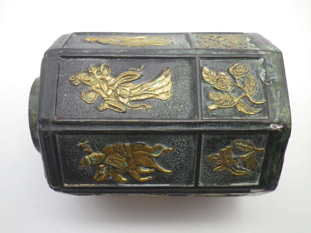 Chinese Bronze and Brass Vintage Tea caddy. Fabulous detail