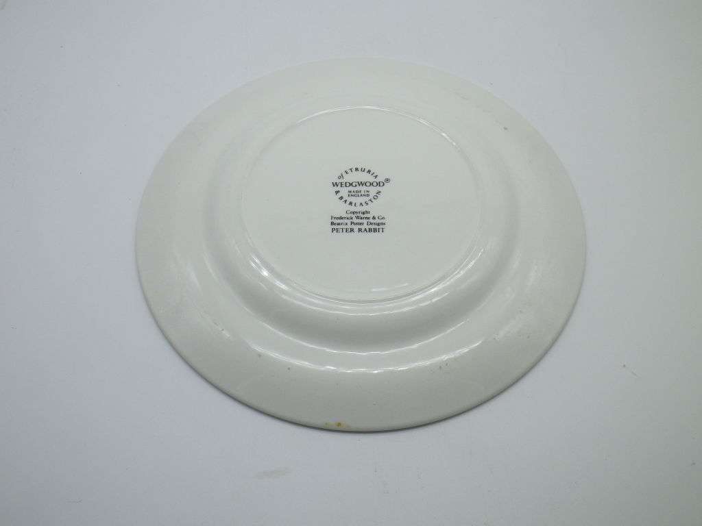 PETER RABBIT PLATE Wedgwood,  ETRURIA and BARLASTON