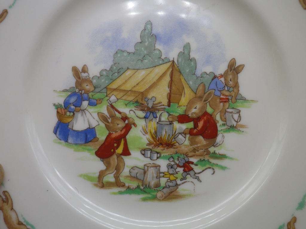 FOR MERIDIAM ONLY PLEASE!Royal Doulton BUNNYKINS small plate.  16.5cmBunnies camping and making fire