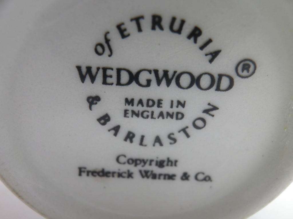 PETER RABBIT EGG CUP Wedgwood,  ETRURIA and BARLASTON