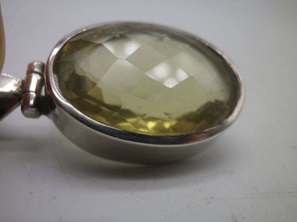 Sterling Silver pendant with large +/-20ct oval cut checker board faceted lemony lime quartz 4.5cm