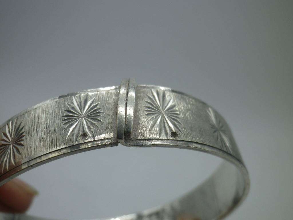 FOR JO ONLY PLEASE!! Fabulous SOUTH AFRICAN Designer ZEETA STERLING SILVER CLIP BANGLE