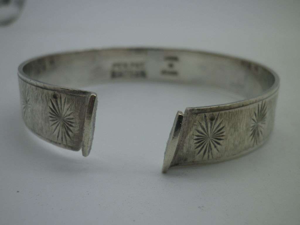 FOR JO ONLY PLEASE!! Fabulous SOUTH AFRICAN Designer ZEETA STERLING SILVER CLIP BANGLE