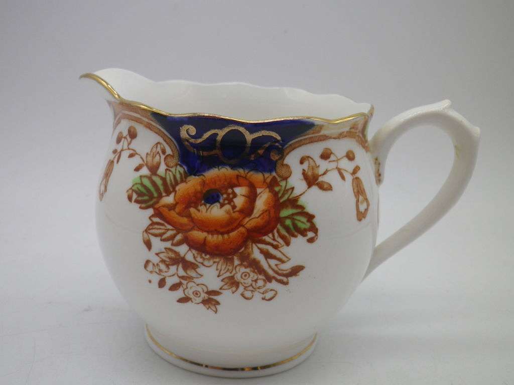 FOR ELSABE!!! BELL CHINA 20 PIECE IMARI DESIGN TEA SET. 6 trios, sugar bowl and creamer.