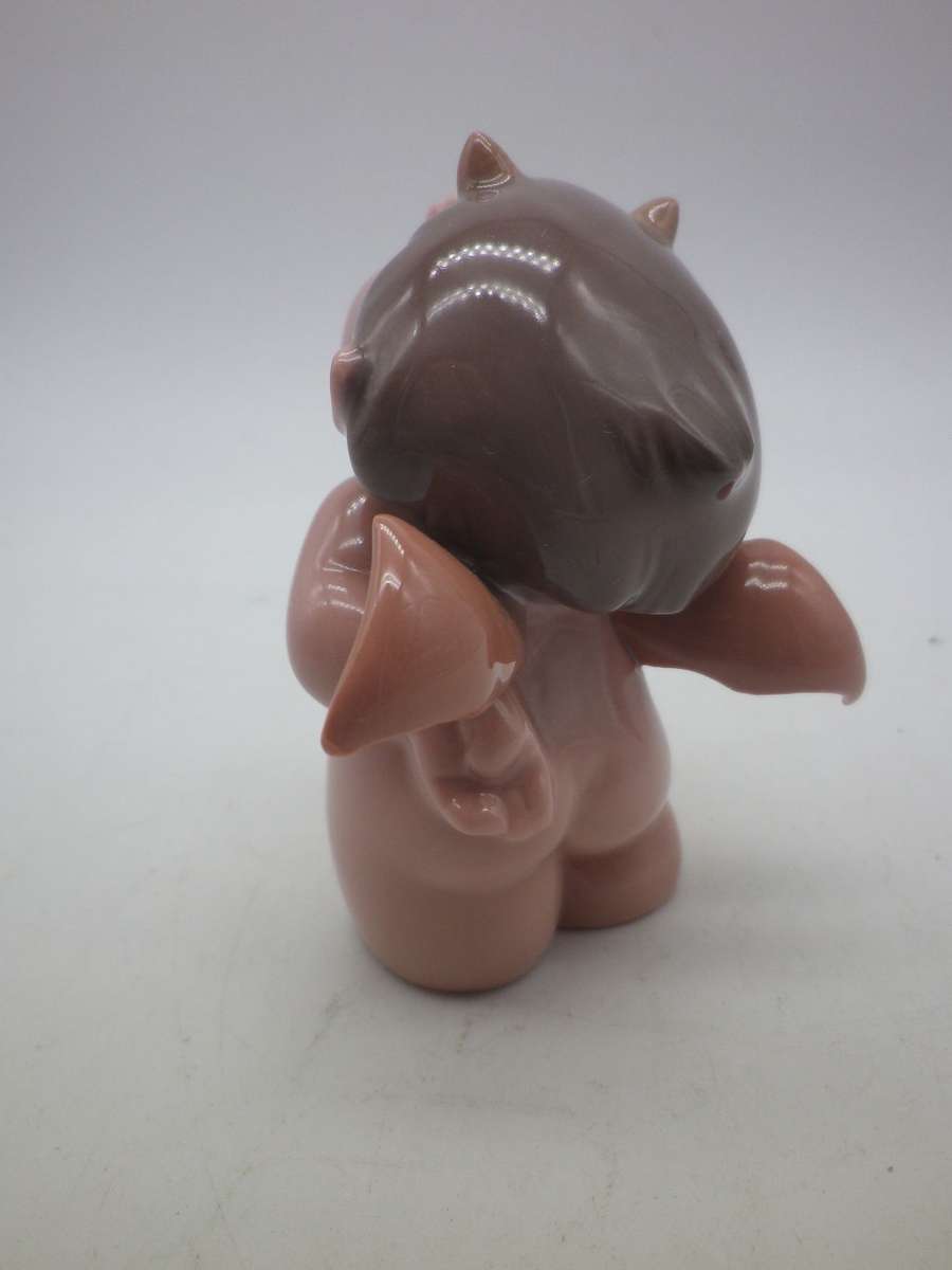 ADORABLE CHEEKY CHERUB ANGEL CERAMIC ORNAMENT NAO SPAIN Daisa 2003   7x6cm