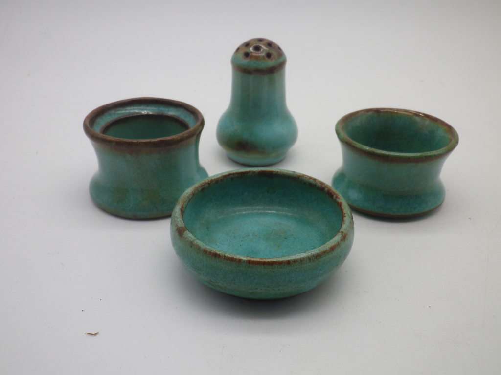 LINNWARE cruet set-ICONIC SOUTH AFRICAN Pottery.