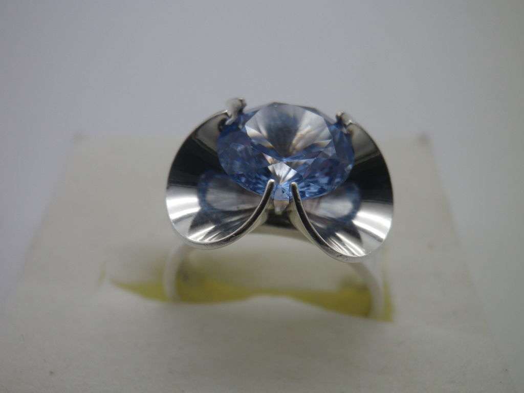 FOR ISABEL ONLY PLEASE!  ELIS KAUPPI, Finland Sterling Silver & Topaz adjustable ring. 6.4g