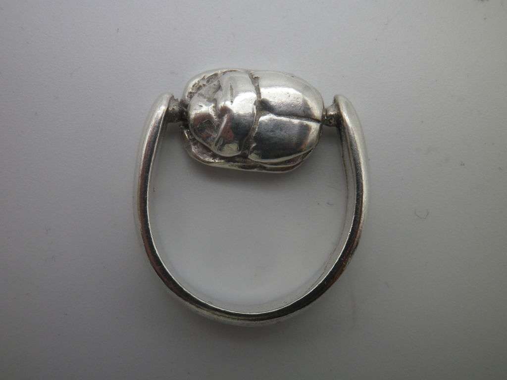 Unusual Vintage Sterling Silver SCARAB SPINNER Ring. Size: J 6 g