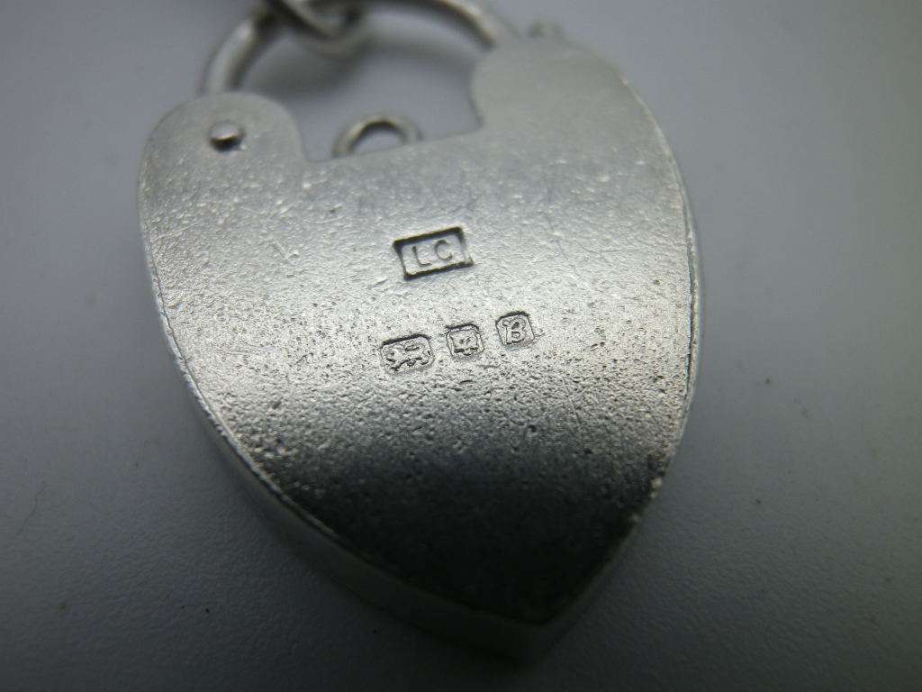 Hallmarked Sterling Silver Vintage Charm bracelet B/ham 1991 Padlock clasp. 21g 2 charms 18.5cm