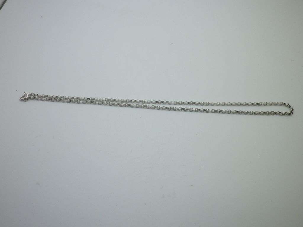 Vintage Steling silver Link chain necklace  of Round 2mm rings. 55cm long 12g