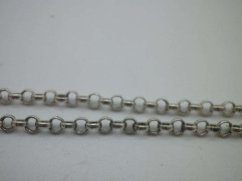 Vintage Steling silver Link chain necklace  of Round 2mm rings. 55cm long 12g