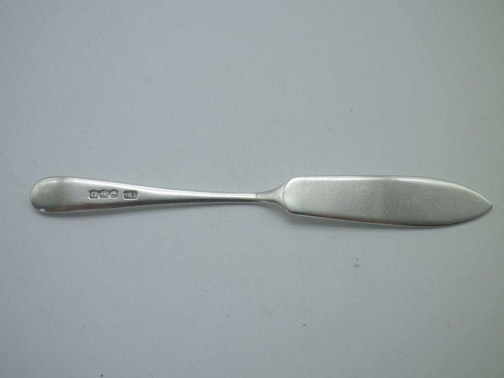 Hallmarked SILVER Pate Knife. Birmingham 1938. Edward Viners. 13g. 12.5 cm