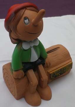 COLLECTABLE copyright APOLLO FILMS, 1979 NBS PINNOCHIO SOFT RUBBER SAVINGS BOX. Prima toys