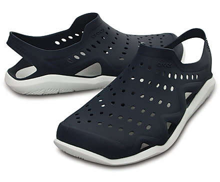 CROCS Swiftwater wave M  navy/white size UK 11 Available