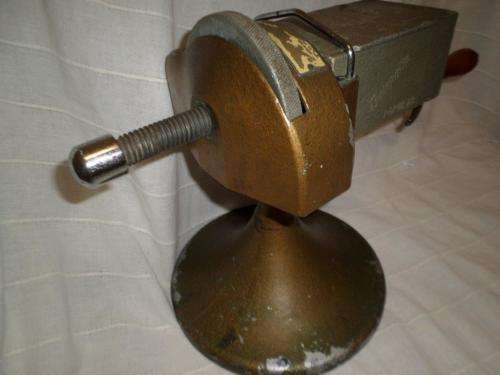 VINTAGE KITCHEN BUTAPATTA  BUTTER PATTING MACHINE BRITISH DES APPL 872277 (NOT TESTED)