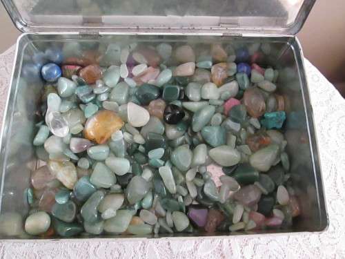 COLLECTION OF GEM STONES