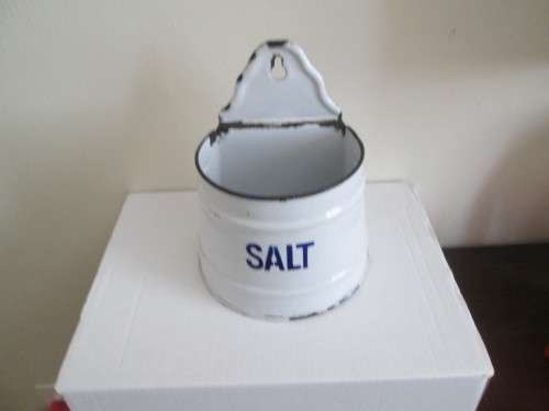WHITE ENAMEL SALT HOLDER