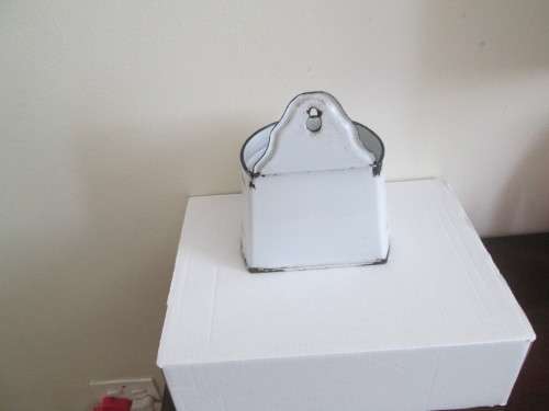 WHITE ENAMEL SALT HOLDER