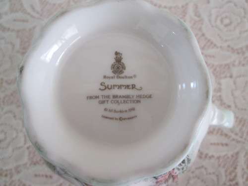 ROYAL DOULTON BRAMLEY COLLECTION BIG MILK JAR SUMMER