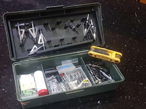 Broadhead tackle box, Filled with goodies.
