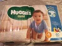 HUGGIES GOLD Boy Size 4 8-14 KGS