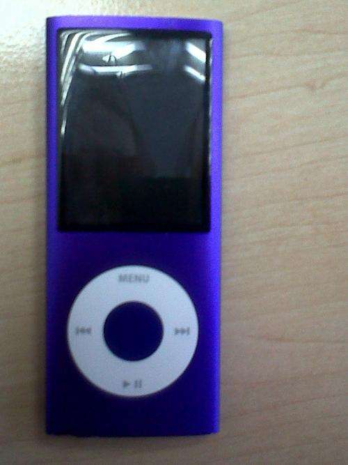 iPod 8gb GREAT condition