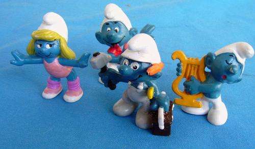 4 different Peyo Smurfs Schleich Bully Germany (20/45)