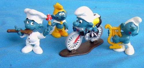 4 different Peyo Smurfs Schleich Bully (22/47)
