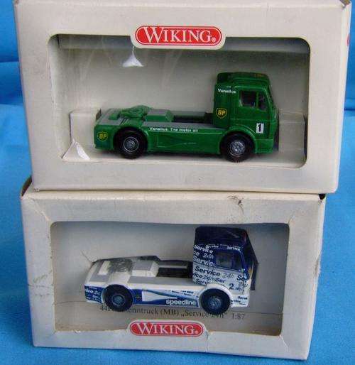 2 WIKING Mercedes Benz racing mini Trucks 1:87 H0 (26/21)