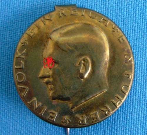 Original German WW II WHW Stickpin Adolf Hitler (3c/43)