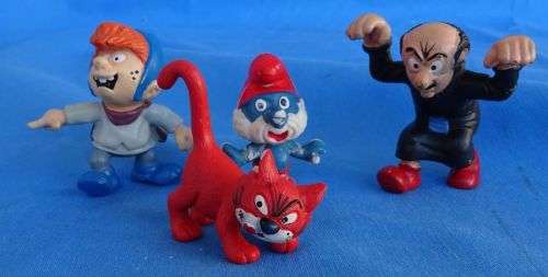 4 different Peyo Schleich Bully Smurfs Gargamel  (7c/19)