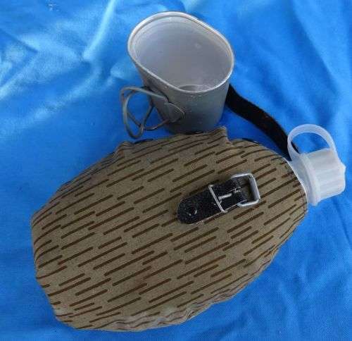 Original east German Army NVA Water Bottle (7c/26)