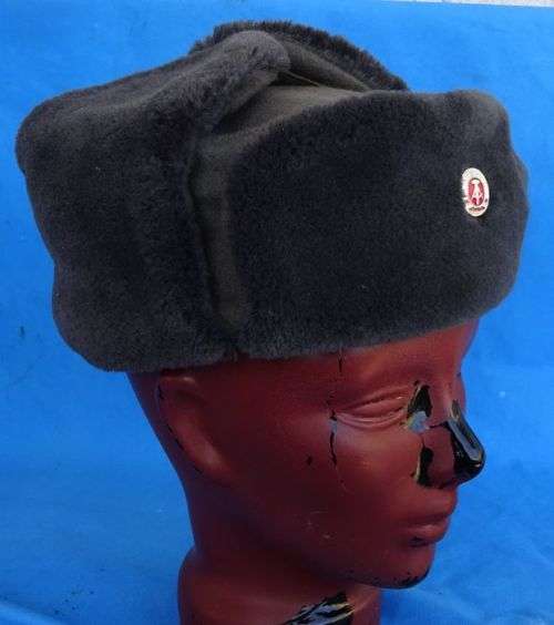 Original east german Army NVA winter Cap size 62 (9c/16)