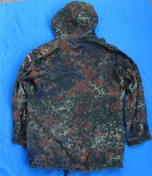 Original German Army Bundeswehr camo Winter Parka size S  (10c/17)