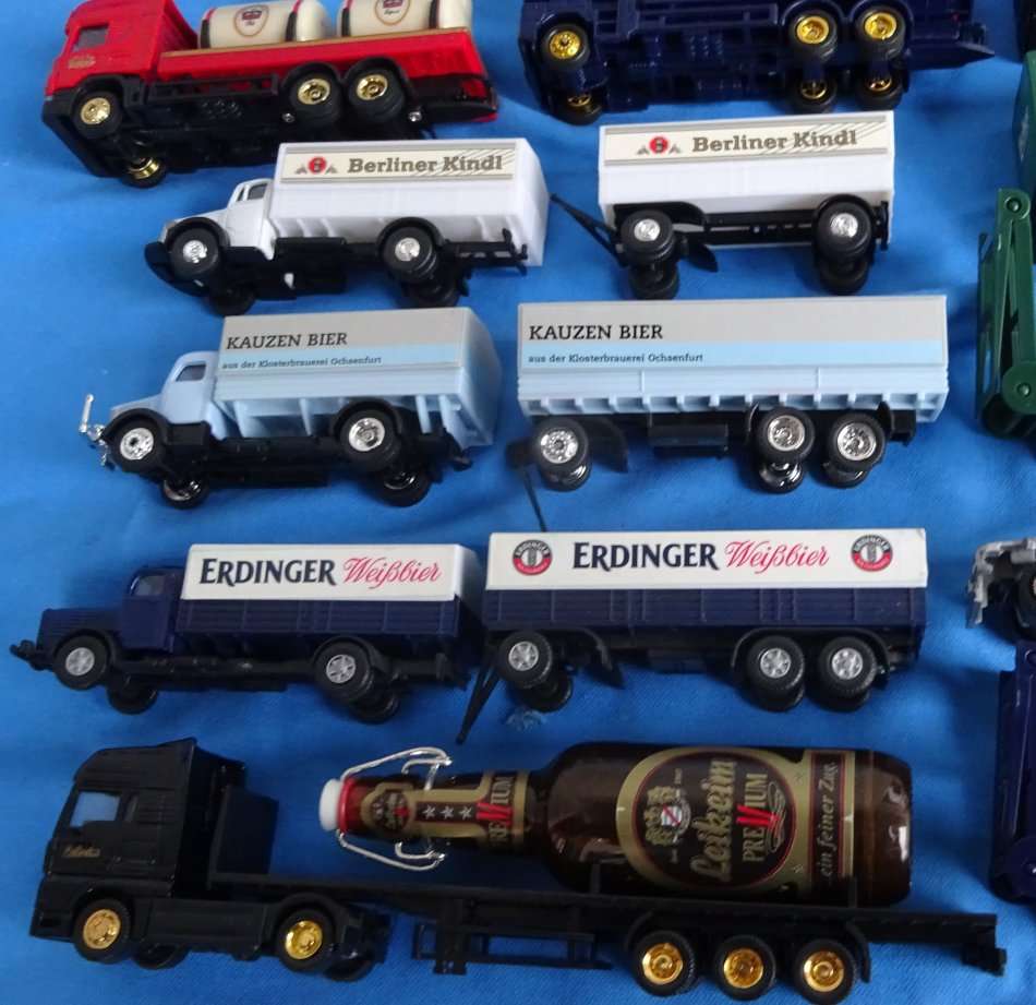 12 mini Trucks size 1:87 H0 (12c/4)