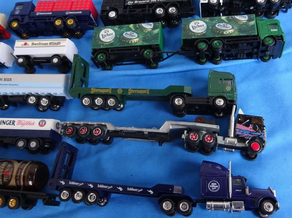 12 mini Trucks size 1:87 H0 (12c/4)