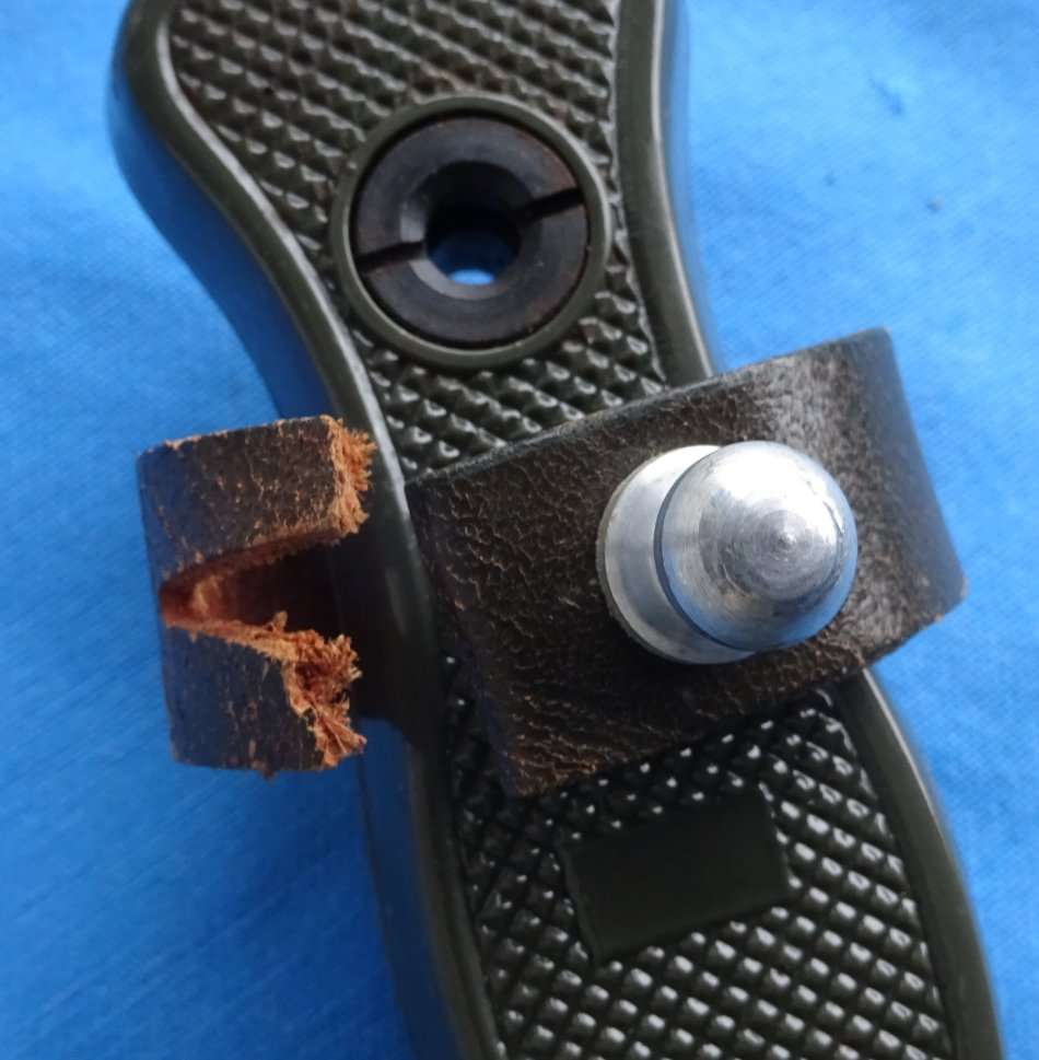 German Army Combat Knife (13c/21)