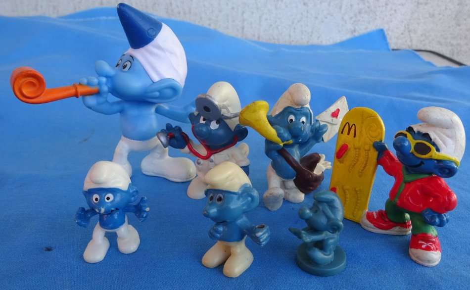 7 different Peyo Schleich Bully Smurfs  (13c/33)