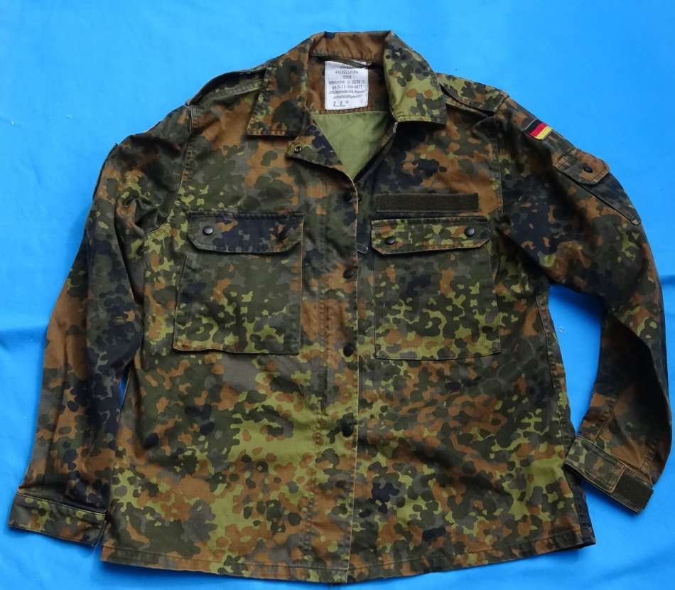 Original German Army Bundeswehr camo Shirt size s (D2/09)